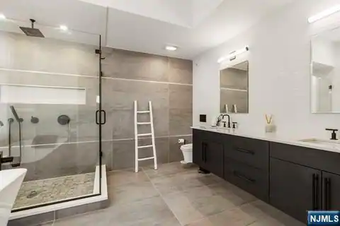 2046 Hoefleys Lane A, Fort Lee, NJ 07024 — photo 15