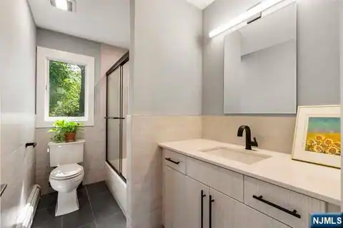 2046 Hoefleys Lane A, Fort Lee, NJ 07024 — photo 19
