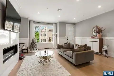 2046 Hoefleys Lane A, Fort Lee, NJ 07024 — photo 3