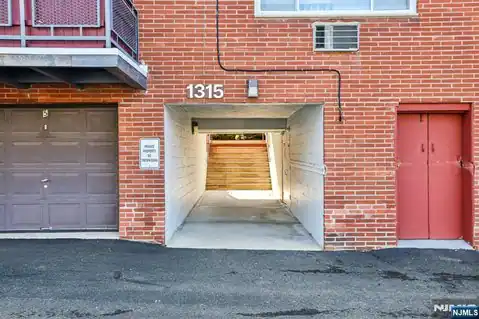 1315 Anderson Avenue 26, Fort Lee, NJ 07024 — photo 27