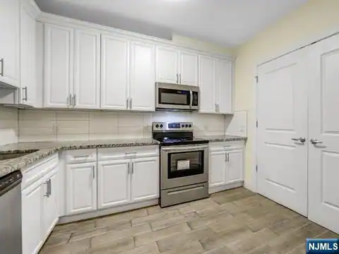 227 Teaneck Road 303, Teaneck, NJ 07666 — photo 2