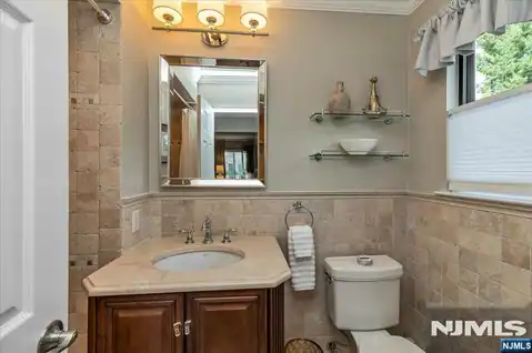54 Spruce Run 54, Ramsey, NJ 07446 — photo 17