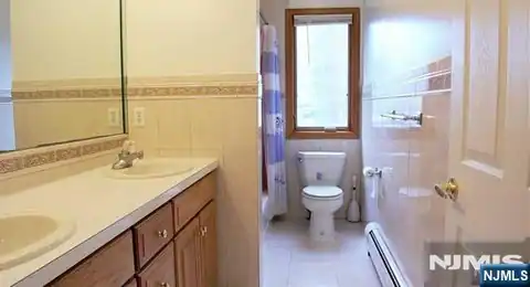 330 Lincoln Avenue, Fort Lee, NJ 07024 — photo 11