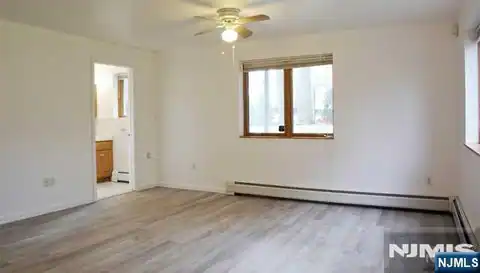 330 Lincoln Avenue, Fort Lee, NJ 07024 — photo 18