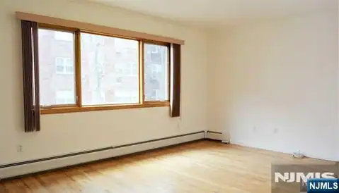 330 Lincoln Avenue, Fort Lee, NJ 07024 — photo 9