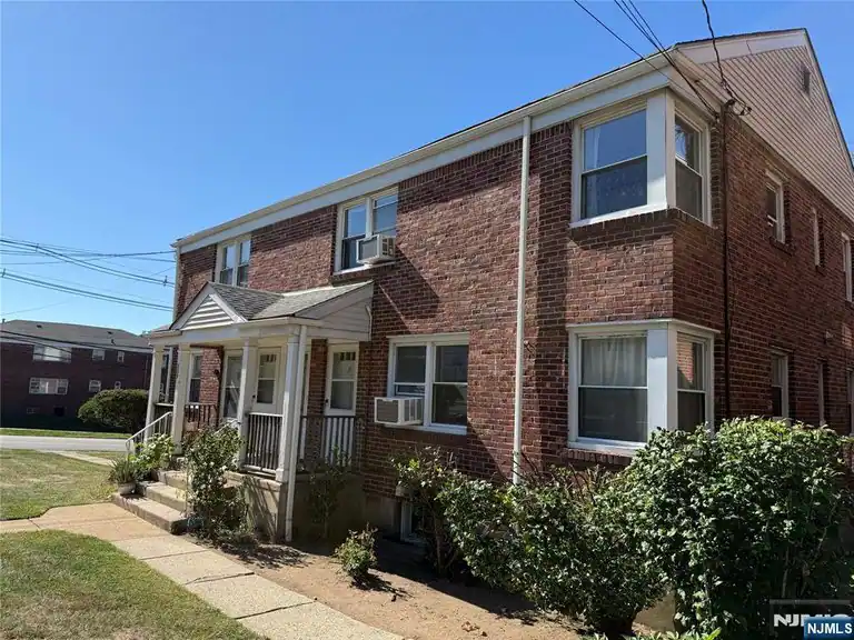 309 Hillside Avenue 2, Palisades Park, NJ 07650