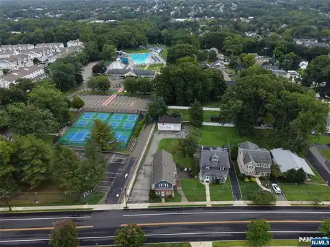 255 Fairview Avenue, Verona, NJ 07044 — photo 3