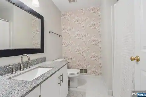 438 Santiago Court, Mahwah, NJ 07430 — photo 28