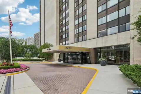 1500 Palisade Avenue 27C, Fort Lee, NJ 07024 — photo 2