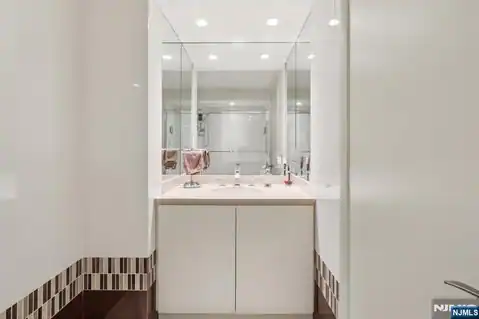 1500 Palisade Avenue 27C, Fort Lee, NJ 07024 — photo 32