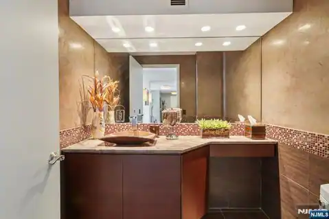 1500 Palisade Avenue 27C, Fort Lee, NJ 07024 — photo 33