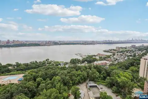 1500 Palisade Avenue 27C, Fort Lee, NJ 07024 — photo 41