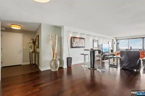 1500 Palisade Avenue 27C, Fort Lee, NJ 07024 — photo 7