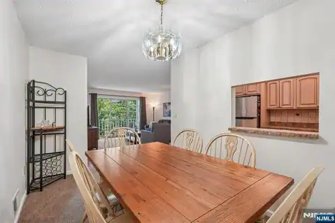945 Juniper Way, Mahwah, NJ 07430 — photo 11