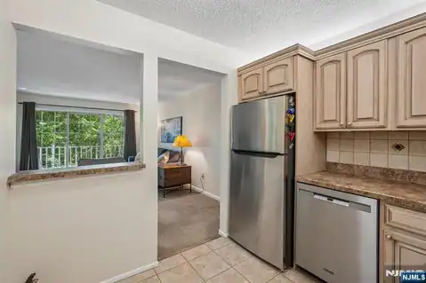 945 Juniper Way, Mahwah, NJ 07430 — photo 14