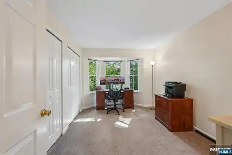 945 Juniper Way, Mahwah, NJ 07430 — photo 16