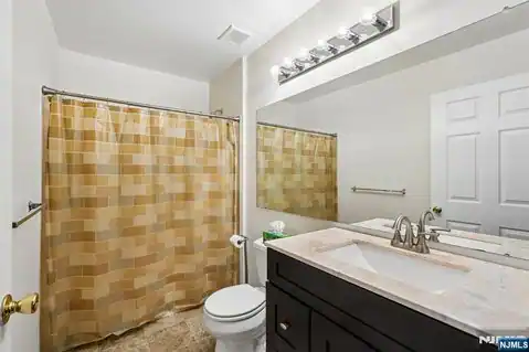 945 Juniper Way, Mahwah, NJ 07430 — photo 19