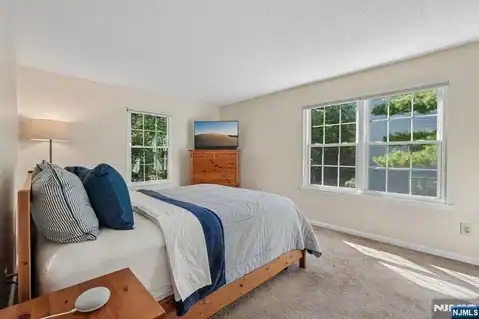 945 Juniper Way, Mahwah, NJ 07430 — photo 20