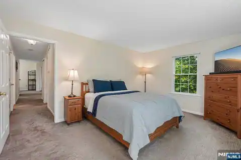 945 Juniper Way, Mahwah, NJ 07430 — photo 21