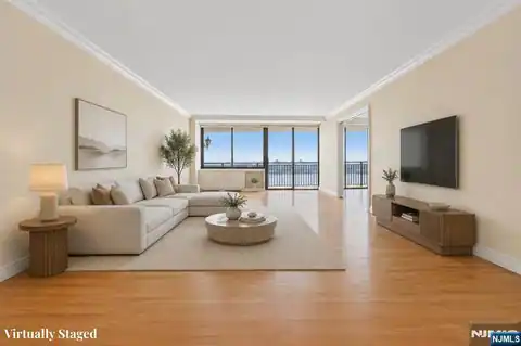 1500 Palisade Avenue 18C, Fort Lee, NJ 07024 — photo 12