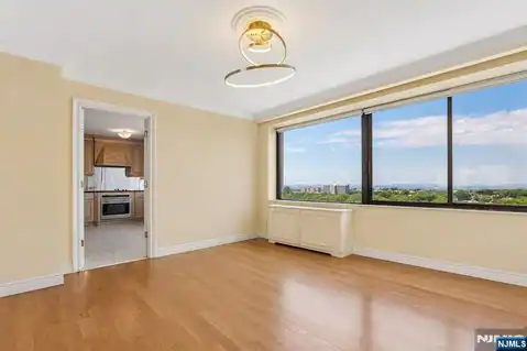 1500 Palisade Avenue 18C, Fort Lee, NJ 07024 — photo 9