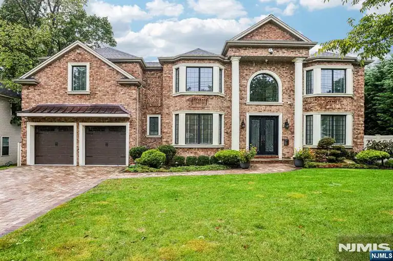 196 Haase Avenue, Paramus, NJ 07652