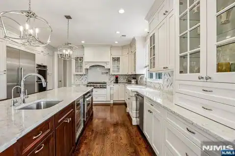 196 Haase Avenue, Paramus, NJ 07652 — photo 13