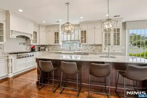 196 Haase Avenue, Paramus, NJ 07652 — photo 15