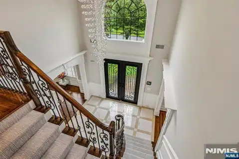 196 Haase Avenue, Paramus, NJ 07652 — photo 4
