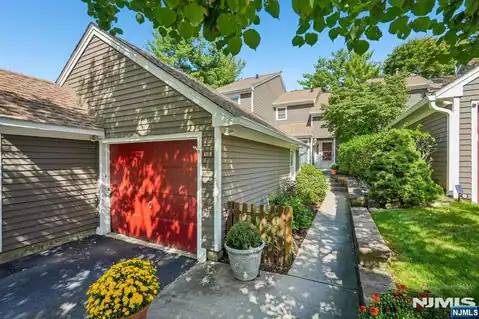 189 Grandview Lane, Mahwah, NJ 07430 — photo 2