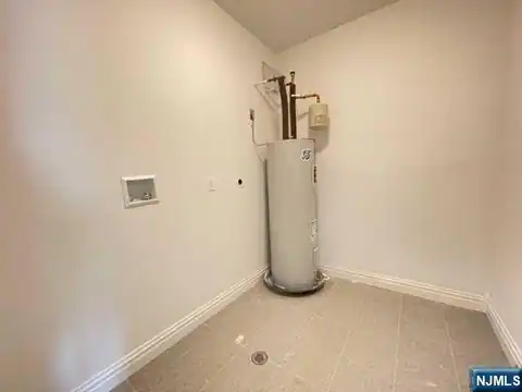 116 Essex Street 306, Hackensack, NJ 07601 — photo 19