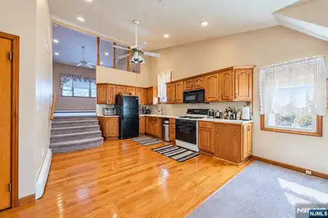 214 Newark Avenue, Lyndhurst, NJ 07071 — photo 5