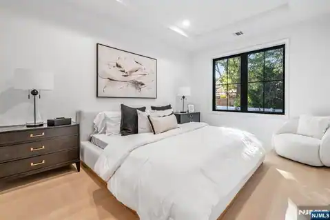 9 Fey Place, Oradell, NJ 07649 — photo 13