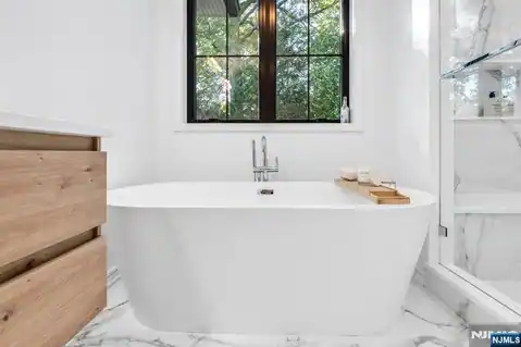 9 Fey Place, Oradell, NJ 07649 — photo 19