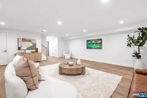 9 Fey Place, Oradell, NJ 07649 — photo 26