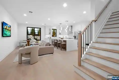9 Fey Place, Oradell, NJ 07649 — photo 3
