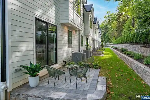 9 Fey Place, Oradell, NJ 07649 — photo 30