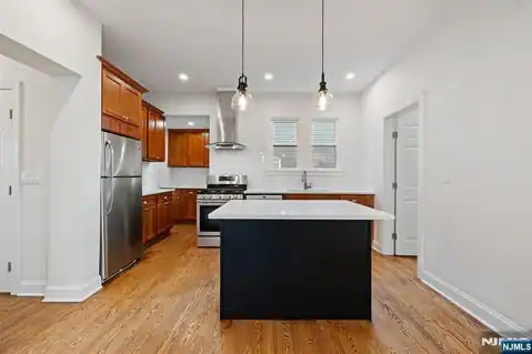 172 Boiling Springs Avenue, East Rutherford, NJ 07073 — photo 10