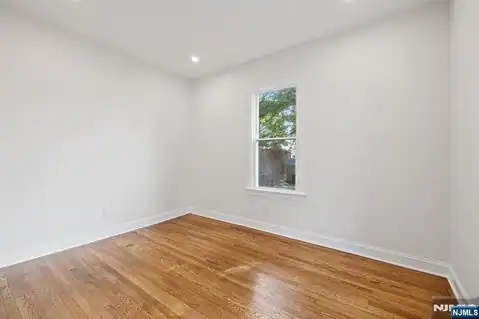 172 Boiling Springs Avenue, East Rutherford, NJ 07073 — photo 17