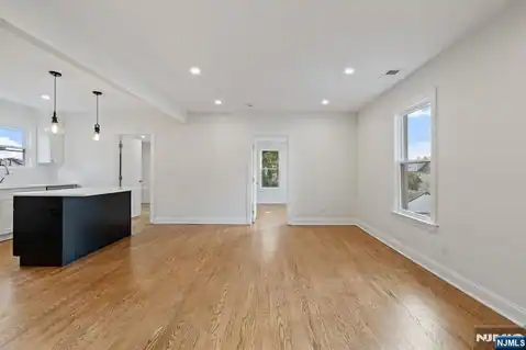 172 Boiling Springs Avenue, East Rutherford, NJ 07073 — photo 20