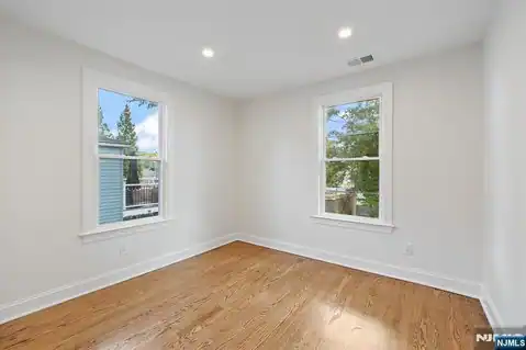 172 Boiling Springs Avenue, East Rutherford, NJ 07073 — photo 25