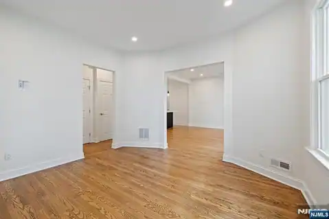 172 Boiling Springs Avenue, East Rutherford, NJ 07073 — photo 6