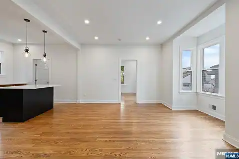 172 Boiling Springs Avenue, East Rutherford, NJ 07073 — photo 7