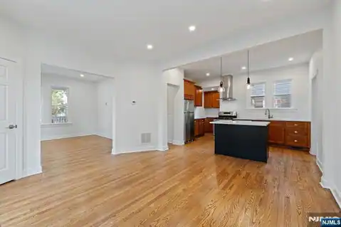 172 Boiling Springs Avenue, East Rutherford, NJ 07073 — photo 9