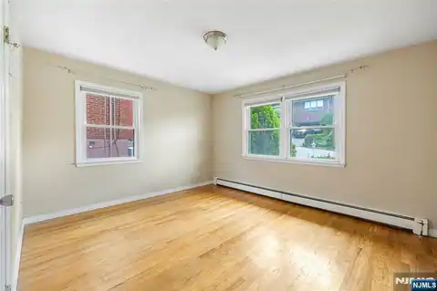 261 10th Street, Palisades Park, NJ 07650 — photo 18