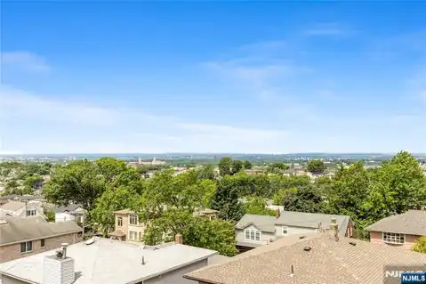 261 10th Street, Palisades Park, NJ 07650 — photo 3