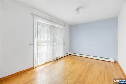 261 10th Street, Palisades Park, NJ 07650 — photo 33