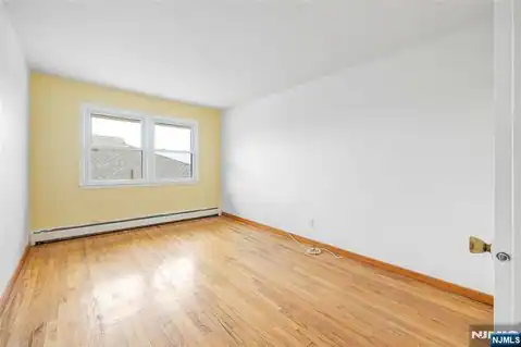 261 10th Street, Palisades Park, NJ 07650 — photo 37