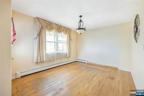 261 10th Street, Palisades Park, NJ 07650 — photo 7