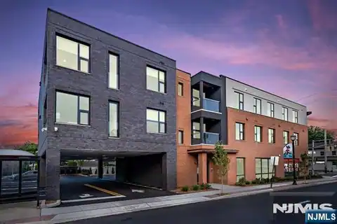12-01 River Road 208, Fair Lawn, NJ 07410 — photo 13
